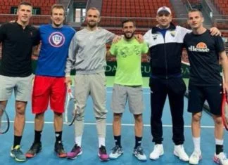 Amel Tuka Posjetio Bh Tenisere I Pruzio Im Podrsku Uoci Meca Davis Cupa Tuka Teniseri 5e5d8d203aaac