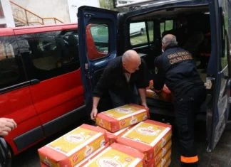Grad Zenica osigurao interventne pakete za 3.000 lica najpogođenijih aktuelnim stanjem prirodne nesreće Paketi Pomoći Grad Zenica