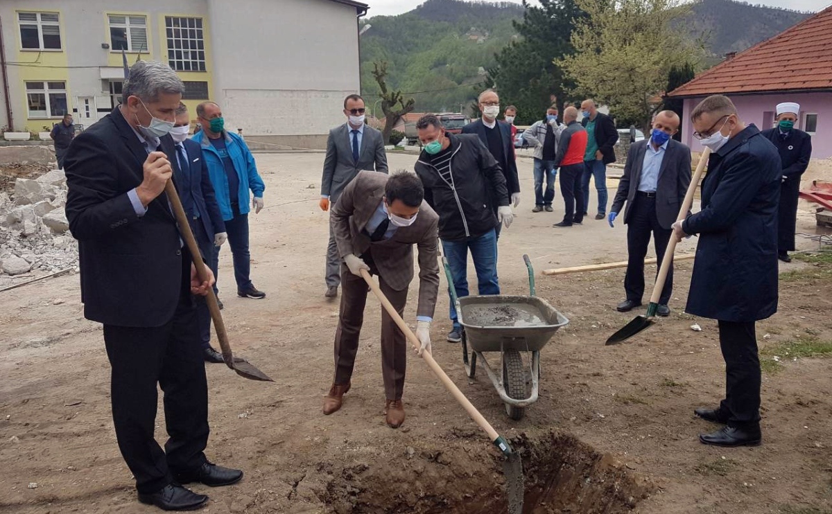 Položen kamen-temeljac za novu dvoranu u Željeznom Polju (FOTO)