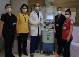 Turski ljekari izliječili imunom plazmom 78-godišnjeg pacijenta Turska Koronavirus