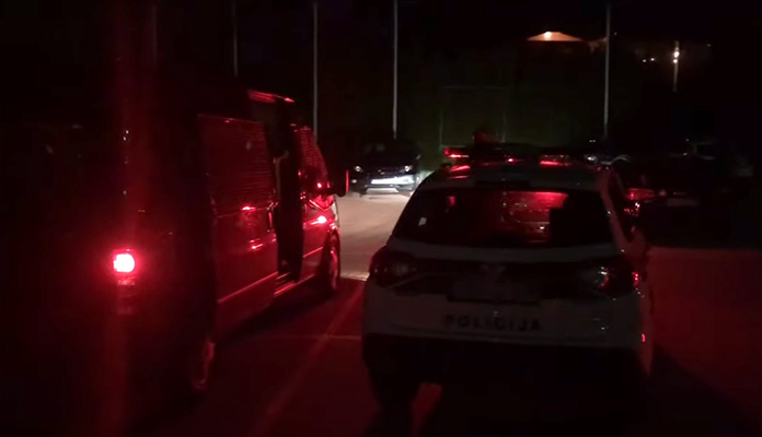 Policija prekinula skandalozni korona-dernek u Sarajevu, svi prisutni su kažnjeni (VIDEO)