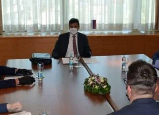 Usvojena inicijativa Novalića: Prednost domaćih firmi u poslovanju s državom