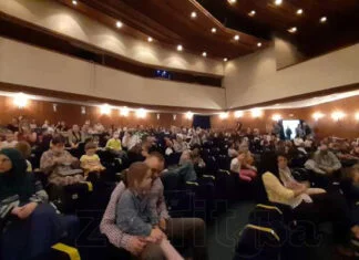 U Bosanskom narodnom pozorištu Zenica odigrana predstava “Ježeva kućica” (FOTO)