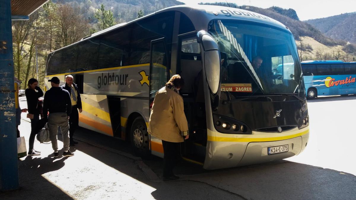 Autobusi iz BiH za Hrvatsku vraćeni sa granice