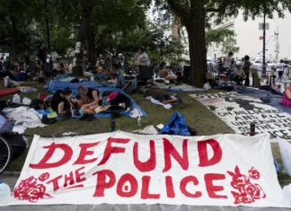 Demonstranati u New Yorku zahtijevaju smanjenje budžeta policije