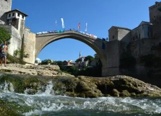 Danas tradicionalni 459. skokovi sa Starog mosta