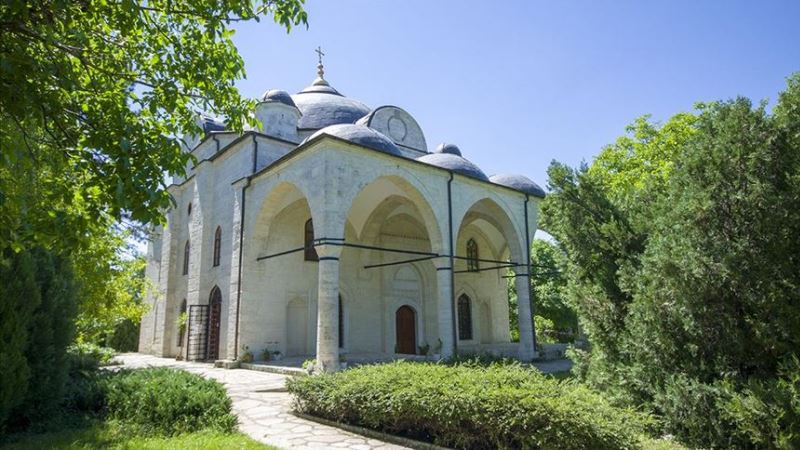 U 18 država u crkve pretvoreno 329 osmanskih džamija i građevina