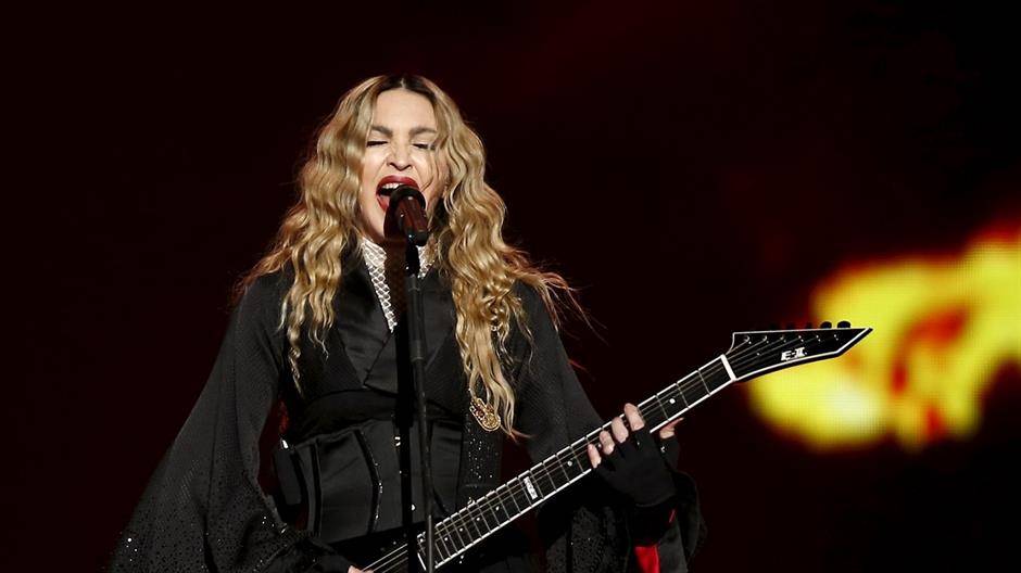 Instagram cenzurirao Madonninu objavu zbog širenja lažnih vijesti o virusu