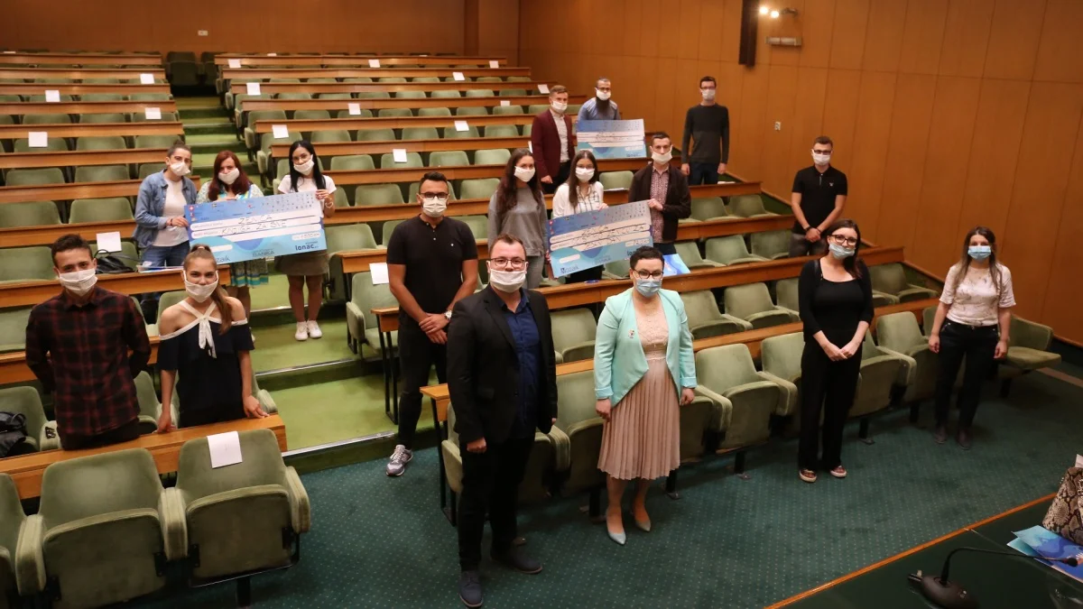 Odobrena sredstva za tri projekta po drugom pozivu Omladinske banke za projekte