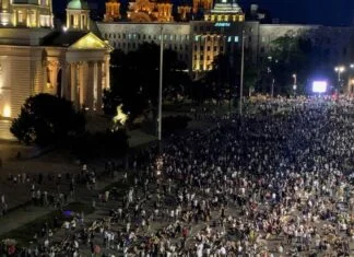Treći dan protesta u Srbiji bez sukoba i nasilja