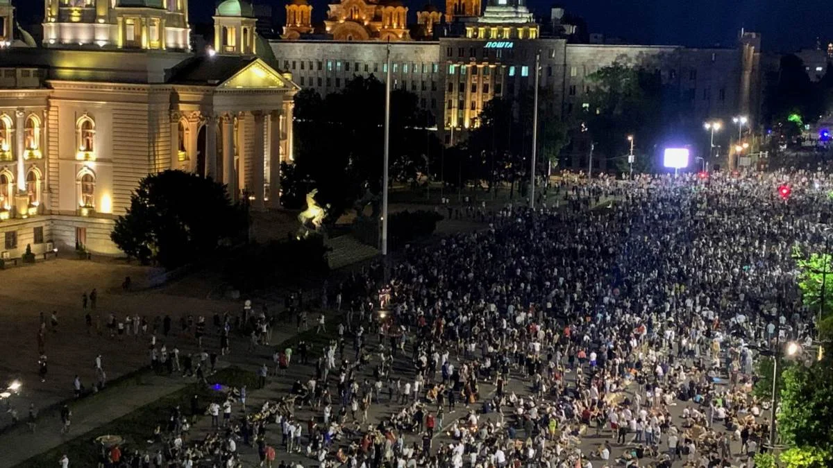 Treći dan protesta u Srbiji bez sukoba i nasilja