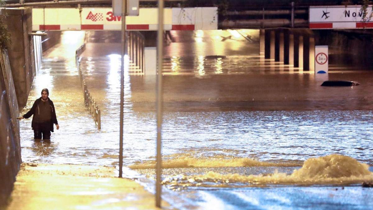 Vatrogasac u Zagrebu preminuo tokom intervencije nakon poplava