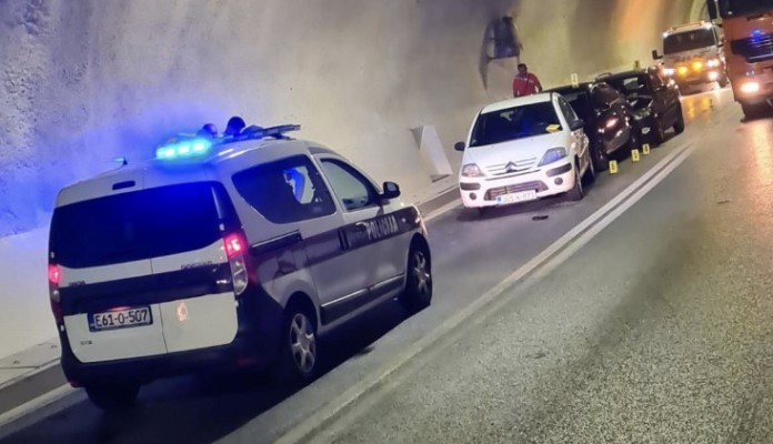 Lančani sudar u tunelu Vranduk, ima povrijeđenih