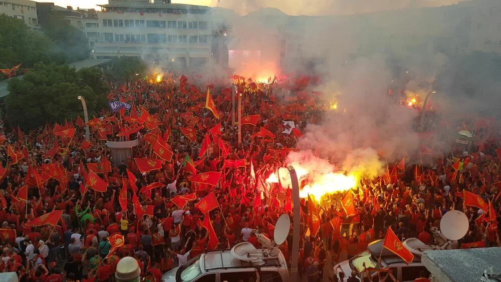 Na skupu u Podgorici 50.000 ljudi (VIDEO)