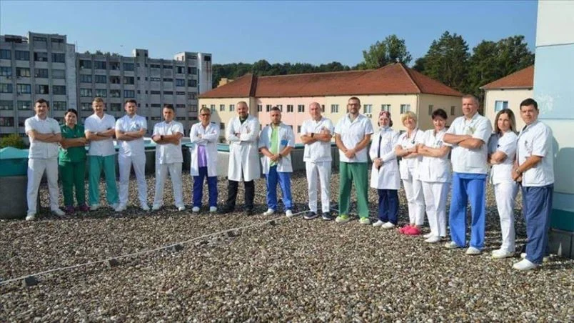 Ljekari iz Tuzle prvi u BiH budnim pacijentima operisali srce i izbjegli upotrebu respiratora