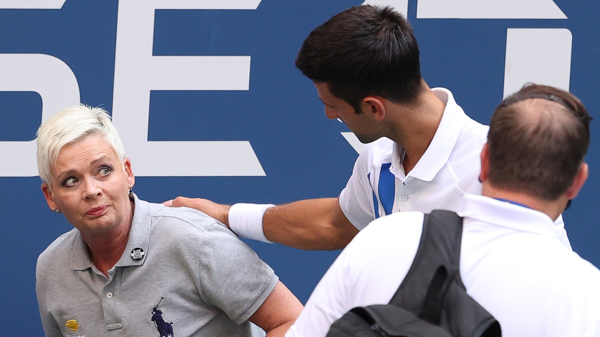 Novak Đoković diskvalifikovan sa US Opena, sudiju pogodio lopticom (VIDEO)