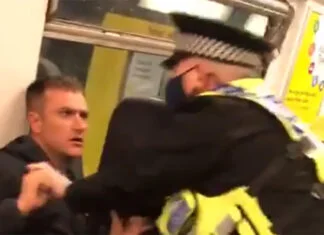 Pogledajte kako britanska policija postupa sa onima koji ne nose masku (VIDEO) Policija Velika Britanija