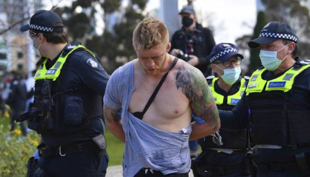 Protesti zbog mjera protiv korone u Australiji, desetine uhapšenih