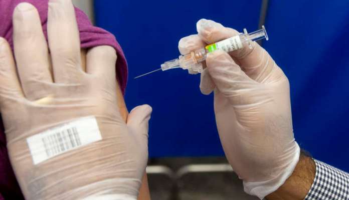 Počinje vakcinacija tinejdžera u New Yorku, potreban pristanak roditelja
