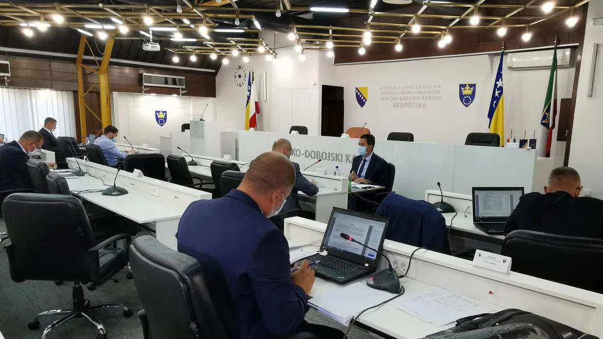 Vlada ZDK odobrila subvenciju plate za april za još 435 radnika