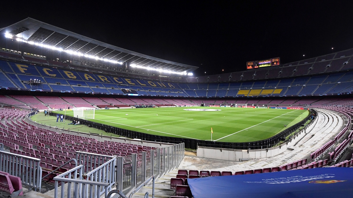 Barceloni prijeti bankrot: Igračima se do četvrtka moraju smanjiti plaće