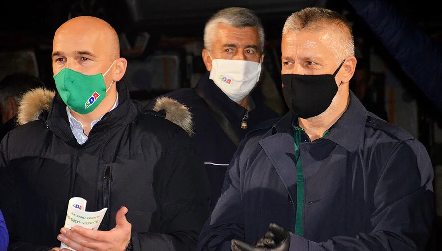 Profesora Pivića podržao i komandant Naser Orić