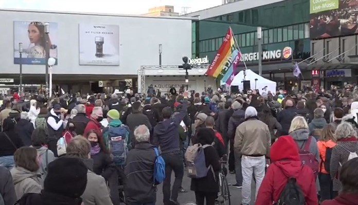 Hiljade građana Berlina protestovali protiv mjera vlade
