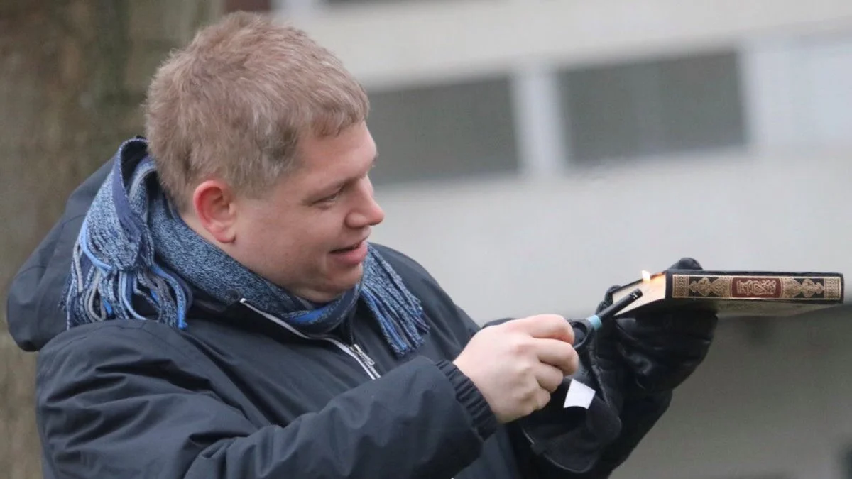 Danski desničar koji je palio Kur'an deportovan iz Njemačke