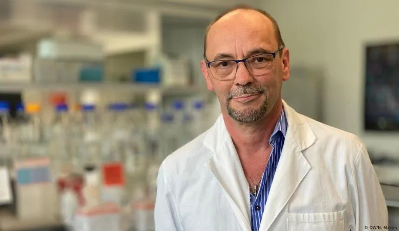 Naučnik Michael Piontek: Vakcina protiv korone za manje od jednog eura