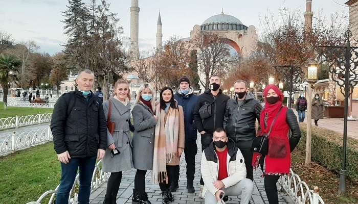 Direktor bh. firme zaposlene odveo na odmor u Istanbul
