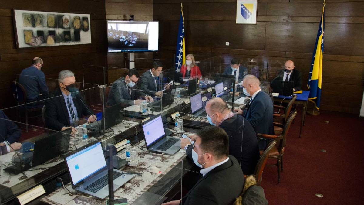 Vlada FBiH dozvolila kantonima uvođenje restriktivnih i drugih mjera zbog pandemije