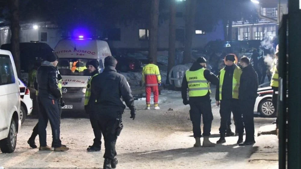 Dva migranta u Zenici uz prijetnju pištoljem opljačkali sedam drugih migranata