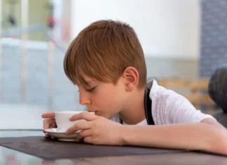Da li kafa zaista može zaustaviti rast djece? Kafa Djeca