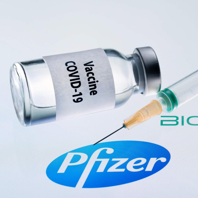 Pfizer Vakcina