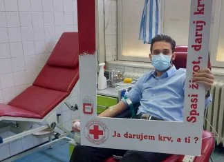 Ministar Isak i saradnici darovali krv u Kantonalnoj bolnici Zenica