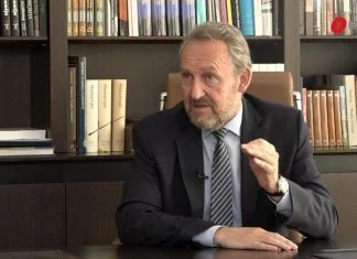 Izetbegović: Takmiče se ko je veći Srbin pred narodom, ali u septembru se vraćaju Bakir Izetbegović