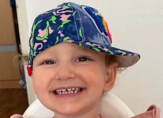 Apel za pomoć malenoj Džani Habul koja ne čuje i ne govori Dzana Habul Pomozi.ba