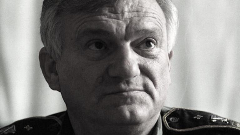 Preminuo Jovan Divjak, bivši general Armije RBiH