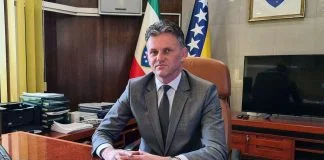 Mirnes Bašić, premijer ZDK