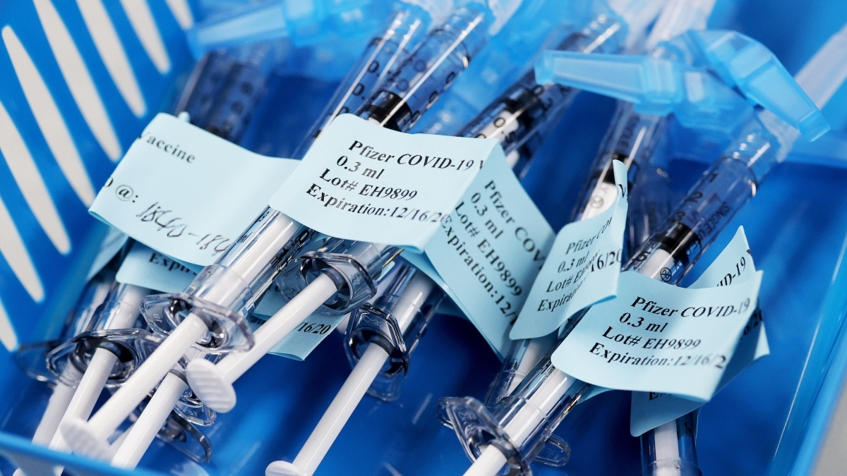 Zaštita Pfizer i AstraZeneca vakcina opada protiv delta soja u roku od 3 mjeseca