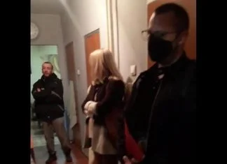 Policija u Srbiji pretresla stan poznate antivakserice zbog izazivanja straha i panike