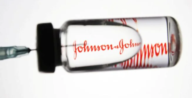 Mlada žena slovenskog diplomate umrla nakon vakcinisanja