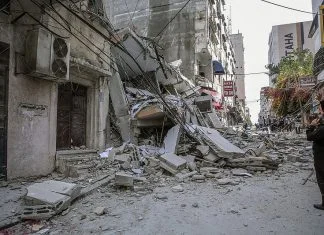 Kiša Hamasovih raketa iznad Izraela, odjekuju eksplozije, vojska uzvraća vatru Rat Izrael Palestina