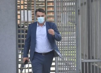 Sadik Ahmetović