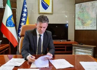 Potpisan ugovor o zaduženju kod CEB-a za projekt “Plava voda”