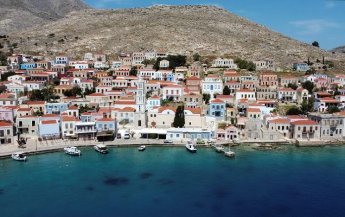 Grcka HEALTH CORONAVIRUS GREECE TOURISM HALKI 750x473 1