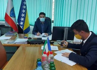Potpisani ugovori o rekonstrukciji i održavanju regionalnih puteva u ZDK Arnel Isak i Trgošped
