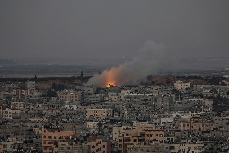 Izrael napada Gazu avionima, helikopterima i ratnim brodovima, ljudi u strahu