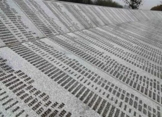 Šta zabrana poricanja genocida, ratnih zločina i zločina protiv čovječnosti znači za medije? Porodice Dale Saglasnost Za Ukop 14 Zrtava Genocida Memorijalni Centar Srebrenica Potocari 112020 Ha 2 609f866146c0a