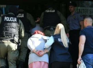 Uhapšeno 29 osoba tokom policijskih pretresa u tri kantona, traga se za još tri Hapšenje Akcija MREZA